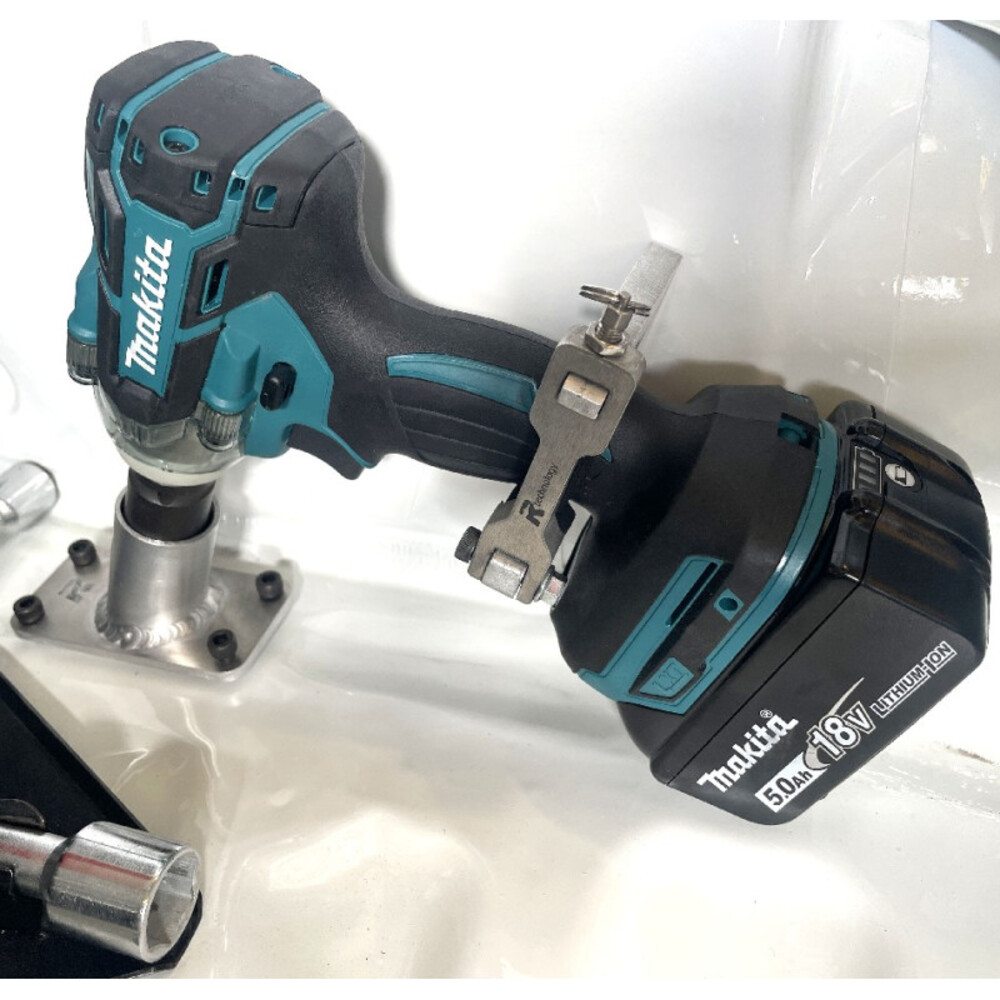 r-bracket-for-impact-screwdriver Βάση Στήριξης Κρουστικού Μπουλονόκλειδου Makita - Image 1